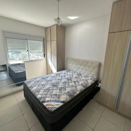 Apto com varanda gourmet e piscina-2